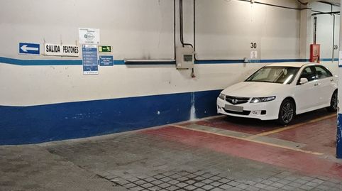 Photo 2 of Garage for rent in Calle Alonso Castrillo, 21, Castillejos - Cuzco, Madrid Capital