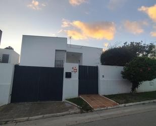 Exterior view of House or chalet for sale in La Línea de la Concepción  with Private garden and Terrace