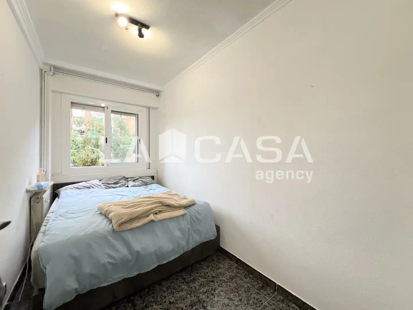 Habitación de Piso en venta en Badalona