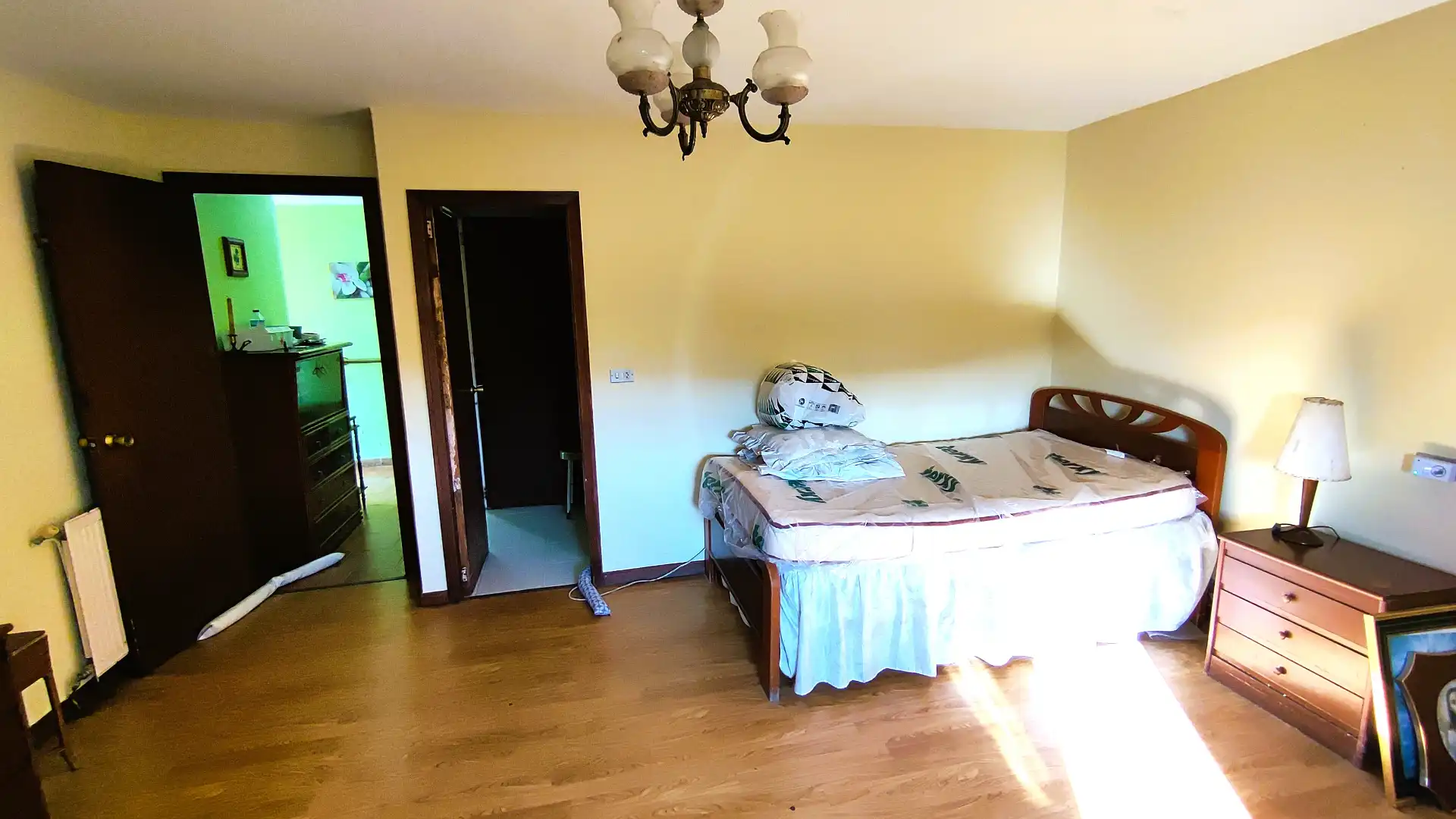 Habitación de Casa adosada en venta en Gondomar con Calefacción, Jardín privado y Parquet