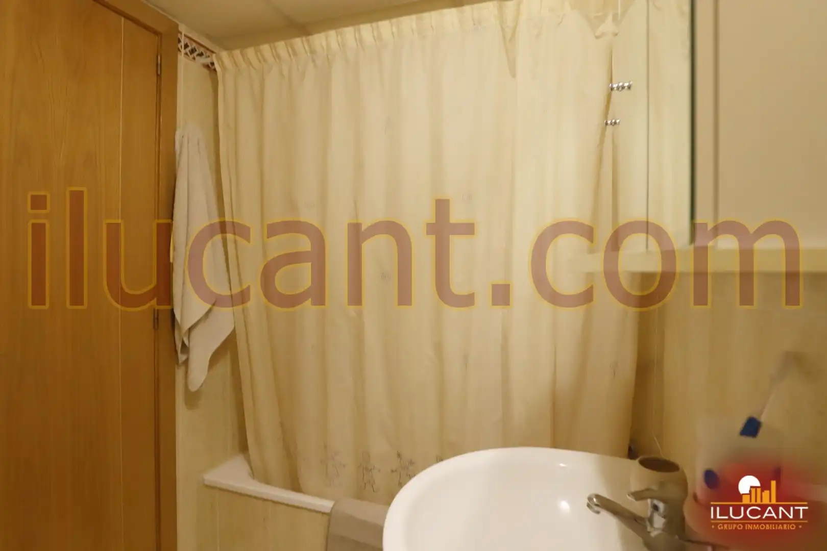 Bathroom of Flat for sale in Alicante / Alacant  with Air Conditioner, Heating and Terrace