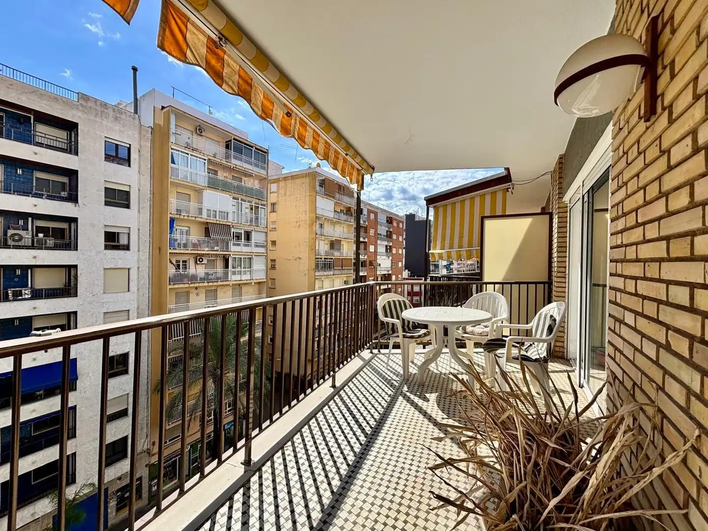 Terraza de Piso en venta en Gandia con Calefacción, Terraza y Balcón