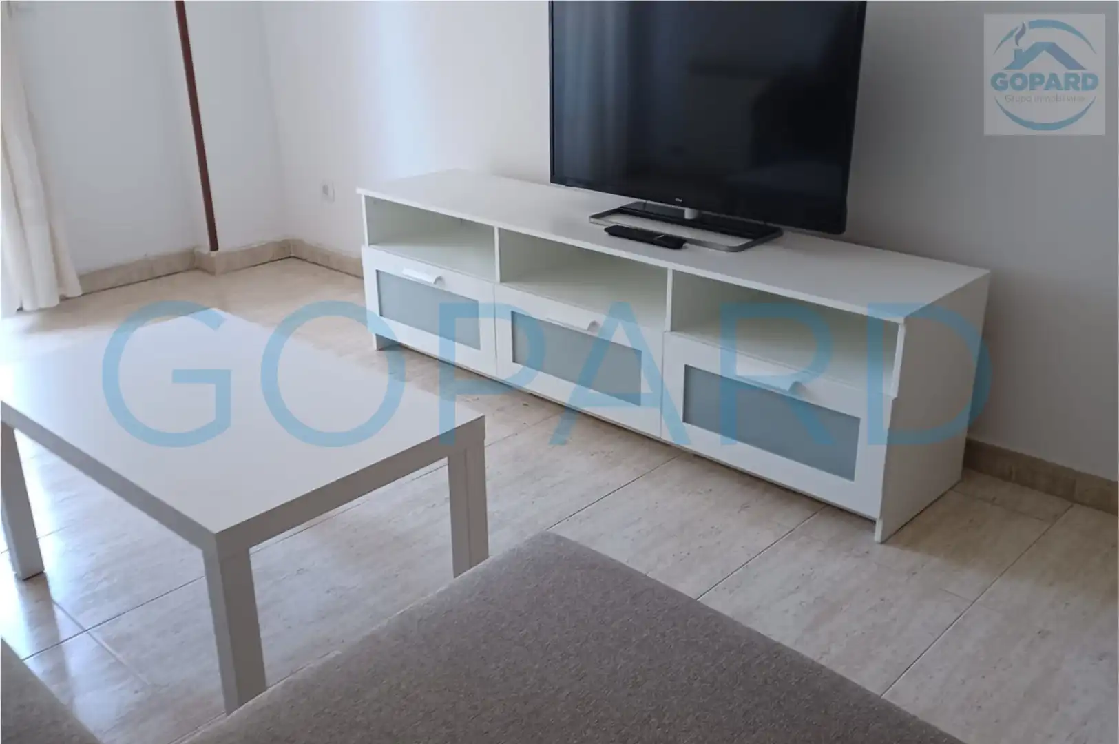 Sala de estar de Piso en venta en Villanueva de la Cañada con Calefacción, Terraza y Trastero