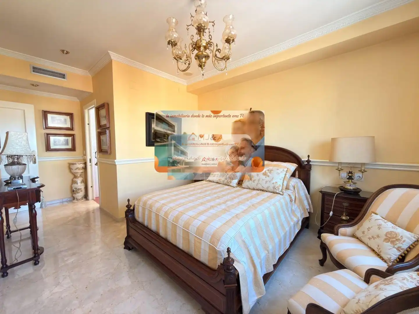 Habitación de Dúplex en venta en Castellón de la Plana / Castelló de la Plana con Calefacción, Parquet y Terraza