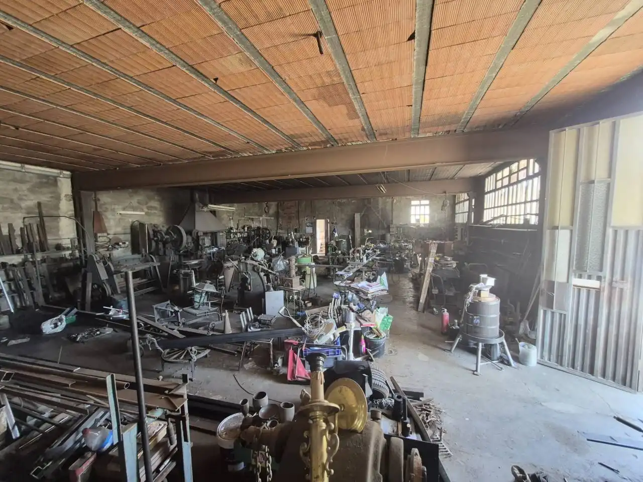 Nave industrial de alquiler en Vilafant