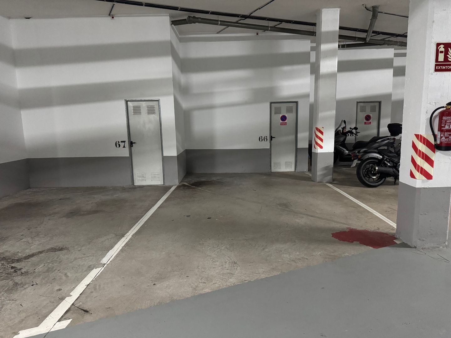 Parking of Garage for rent in Arona