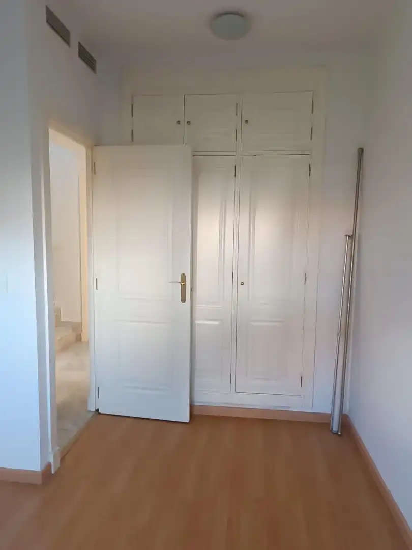 Einfamilien-Reihenhaus zum Verkauf in Casines