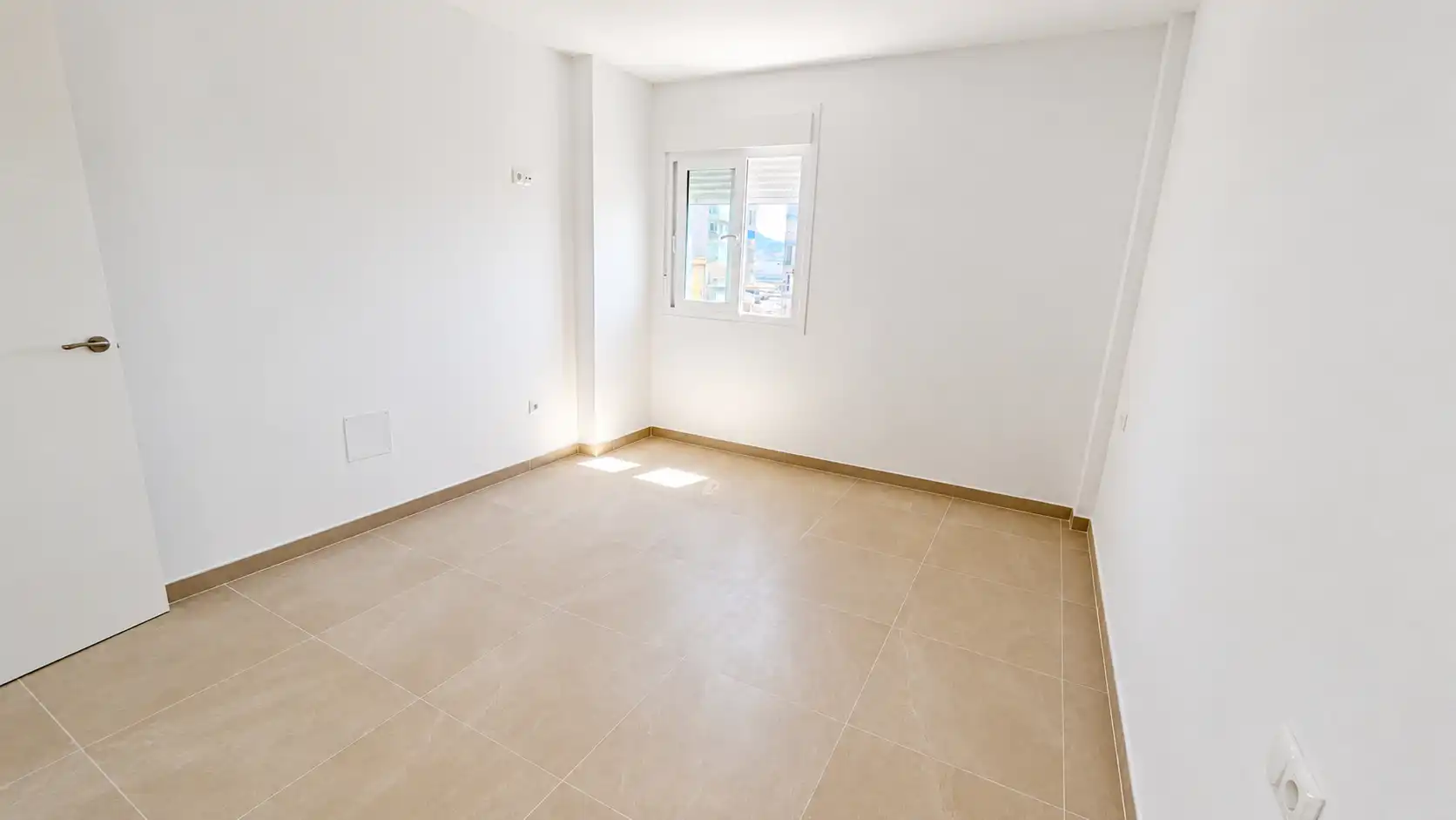 Piso con ascensor en venta en Avenida del Comandante Benítez, imagen 30