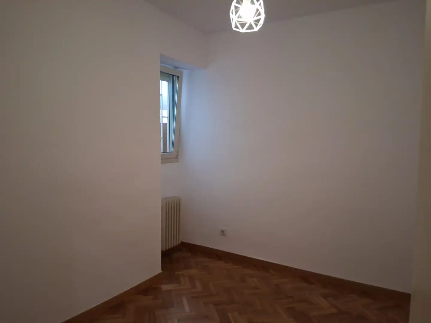 Schlafzimmer von Wohnung zum Verkauf in Sabadell mit Heizung, Parkett und Ofen