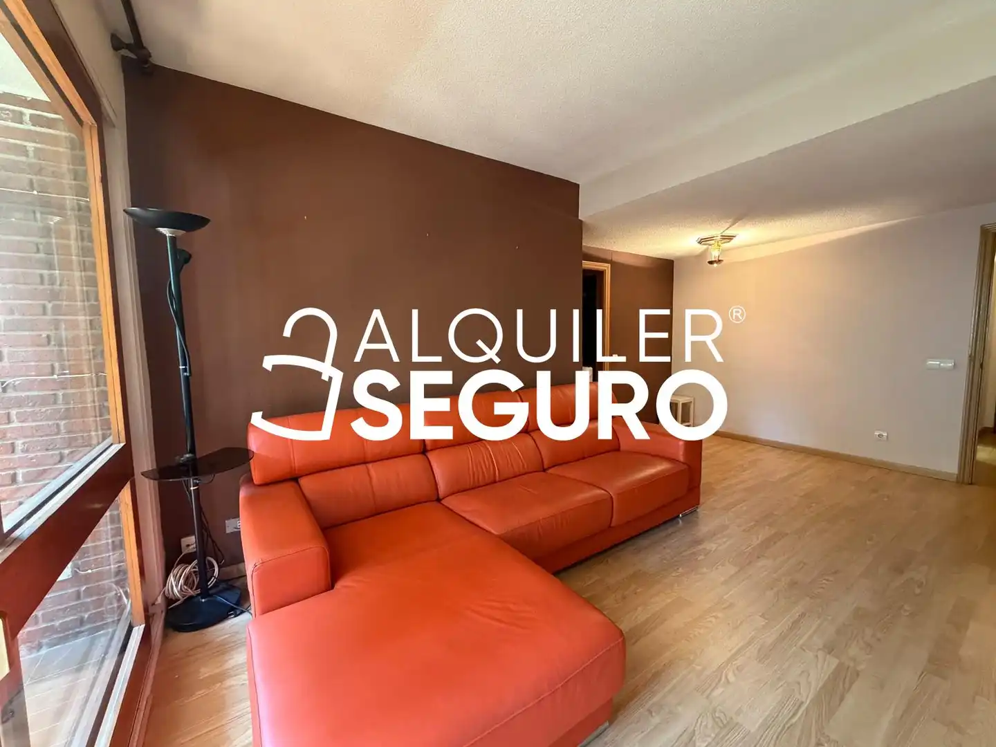 Sala d'estar de Pis de lloguer en Madrid amb Calefacció, Terrassa i Moblat
