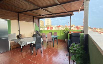 Terrasse von Wohnung zum verkauf in  Melilla Capital mit Terrasse