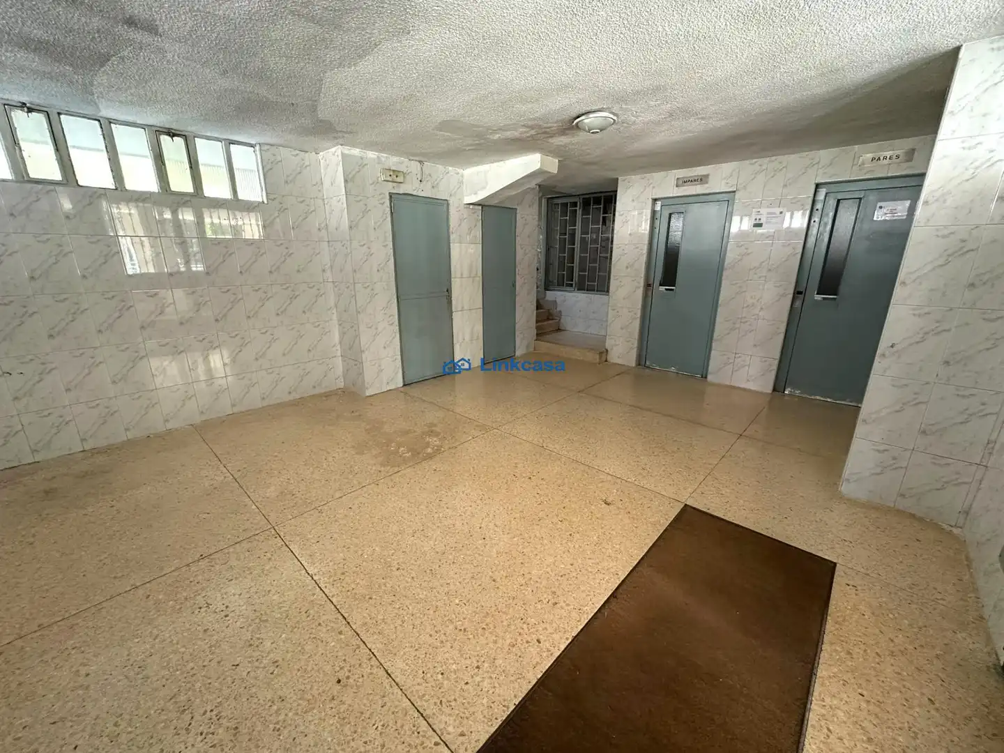 Flat for sale in Madrid  with Air Conditioner and Heating