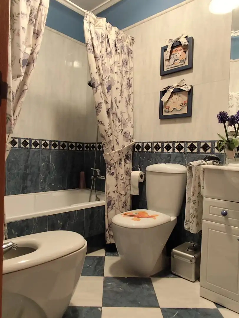 Baño de Casa adosada en venta en Arroyo de la Encomienda con Calefacción y Terraza