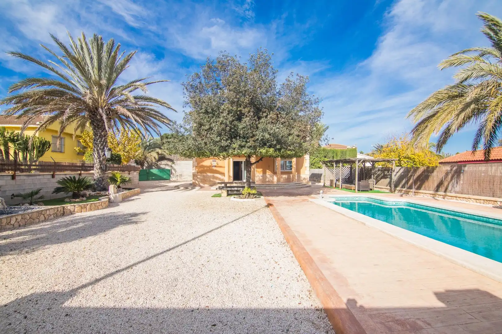 Exterior view of Houses for sale in Elche / Elx  with Air Conditioner, Heating and Private garden