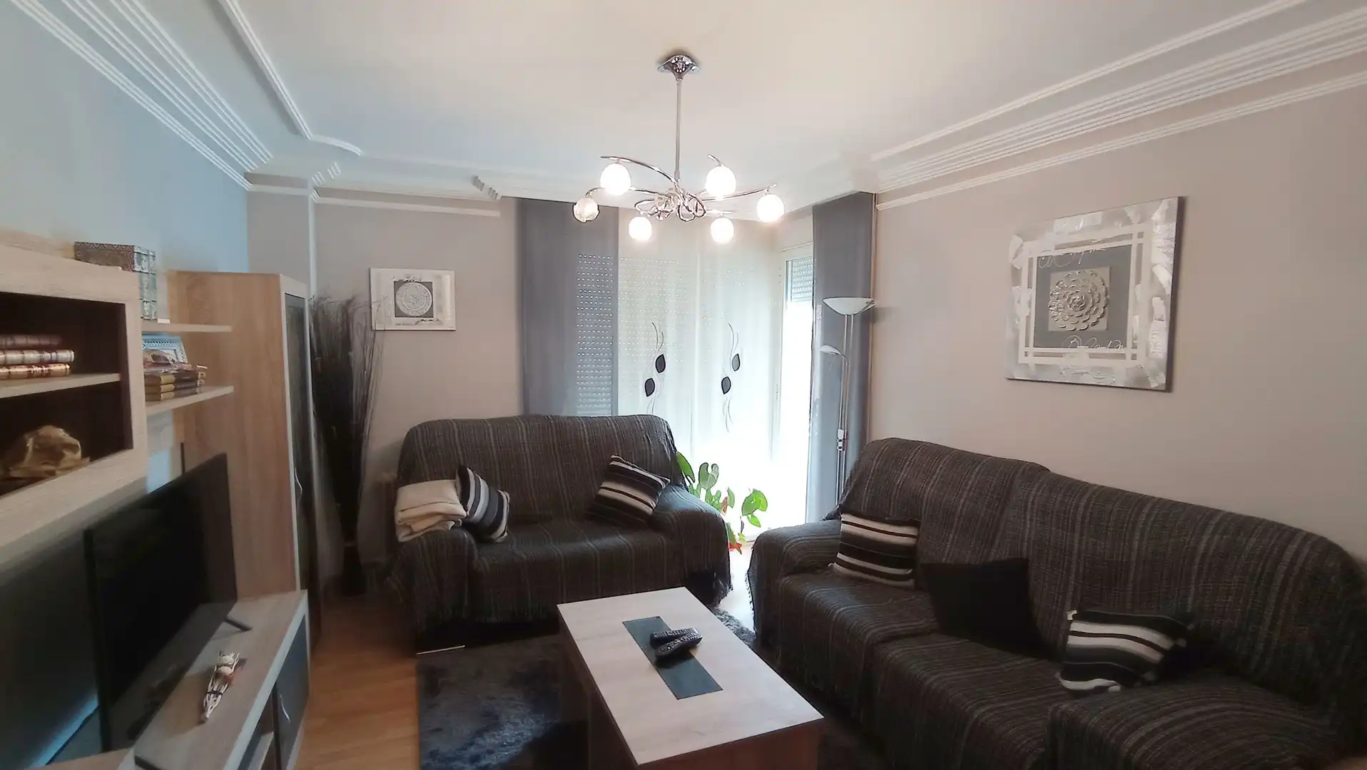 Living room of Flat for rent in Salamanca  with Heating, Parquet flooring and Furnished