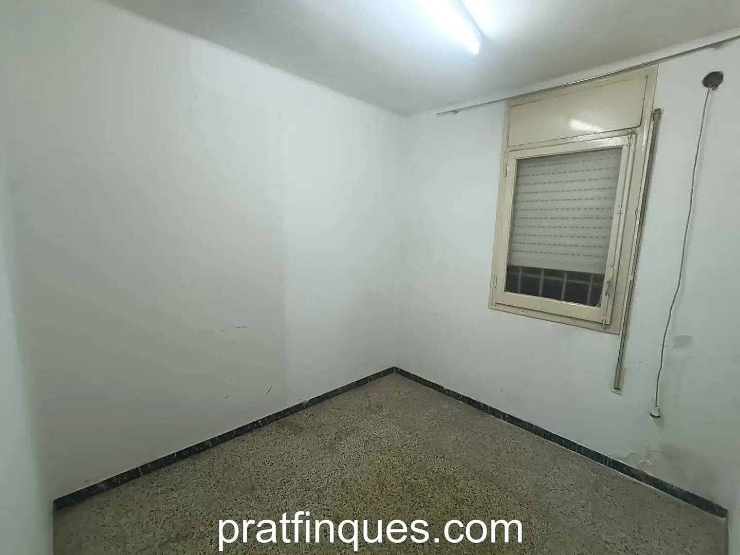 Dormitori de Pis en venda en El Prat de Llobregat amb Forn, Balcó i Alarma