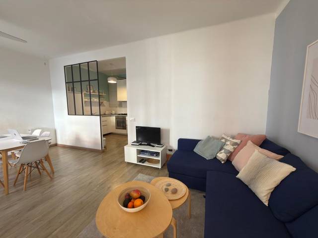 Piso en Alquiler en tamarit en El Poble Sec - Parc de Montjuïc