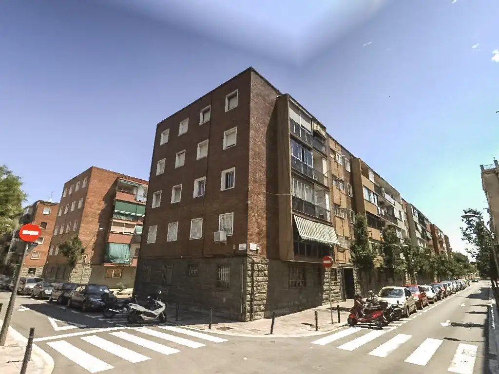Flat for sale in C/ Llinars del Valles, El Bon Pastor