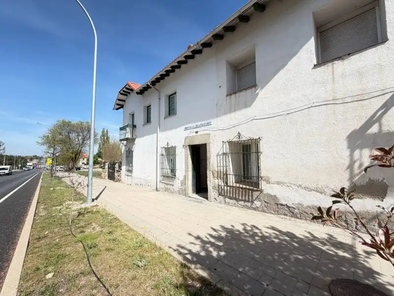 Exterior view of Flat for sale in El Espinar  with Heating