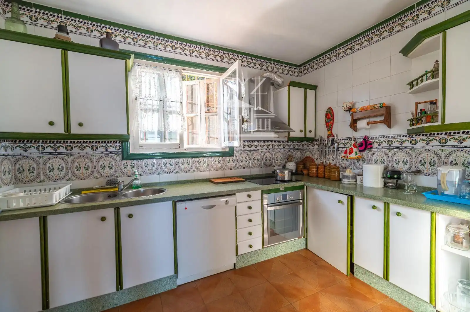 Cocina de Casa o chalet en venta en Salobreña con Aire acondicionado, Calefacción y Terraza