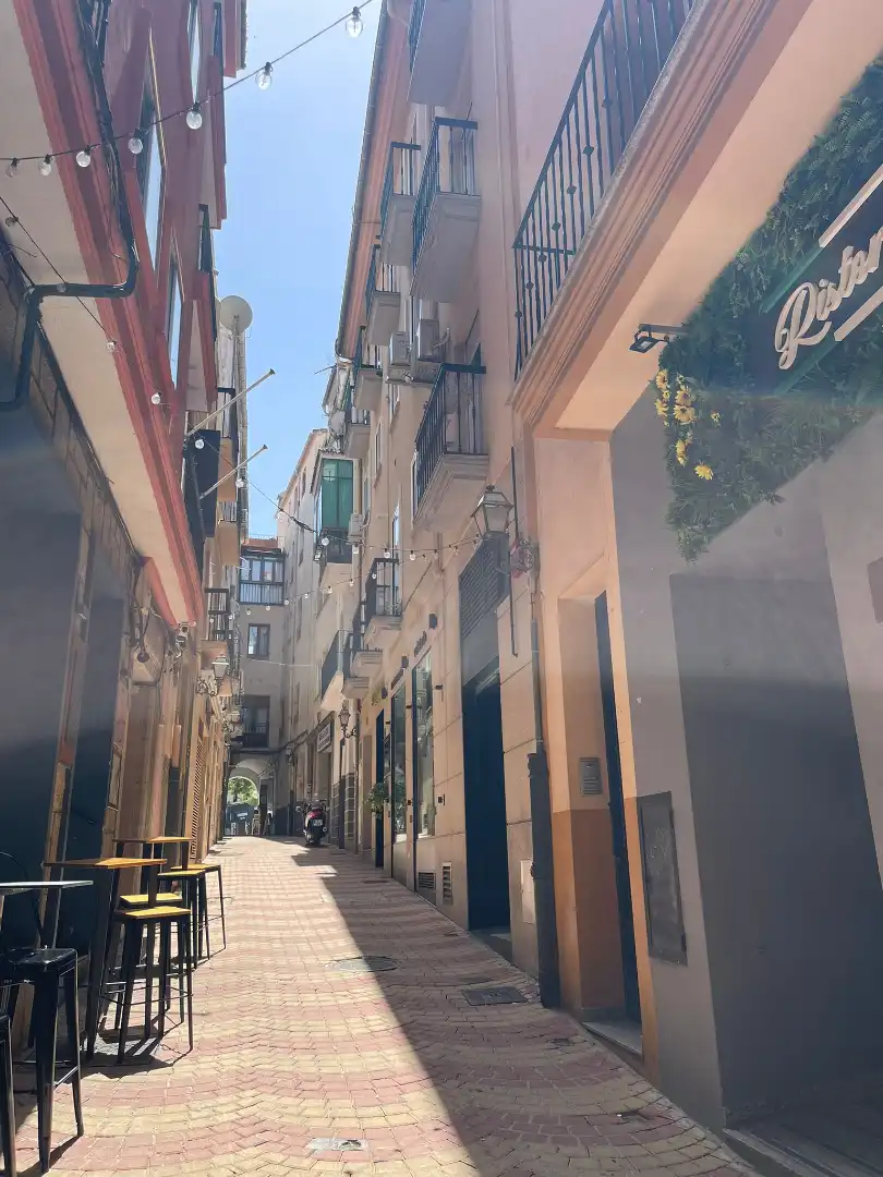 Außenansicht von Wohnung zur Miete in Plasencia mit Klimaanlage, Heizung und Möbliert