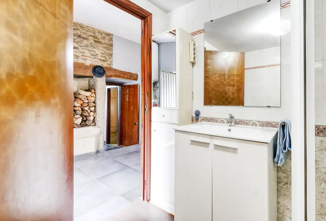 Baño de Casa o chalet en venta en Aranga con Amueblado, Horno y Lavadora