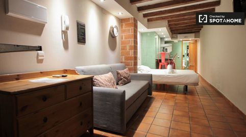 Photo 3 of Flat for rent in El Raval, Barcelona Capital