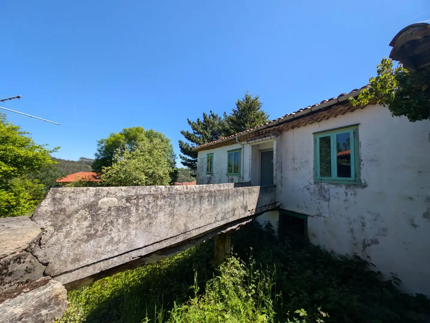 Vista exterior de Casa o chalet en venta en Salas con Jardín privado, Terraza y Trastero