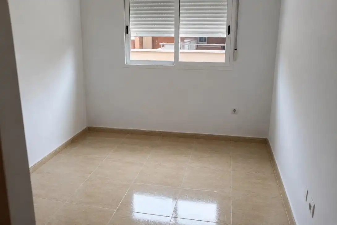Habitación de Dúplex de alquiler en Beniarjó con Terraza y Amueblado