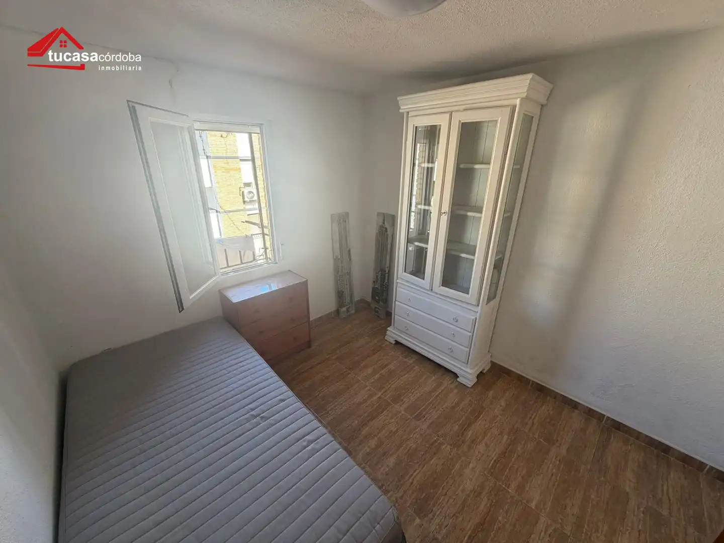 Bedroom of Flat for sale in Córdoba  with Air Conditioner, Terrace and Furnished