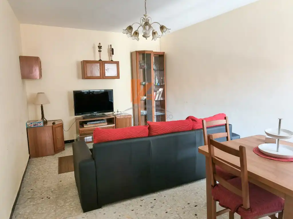 Sala de estar de Casa adosada en venta en Ribeira con Jardín privado, Horno y Microondas