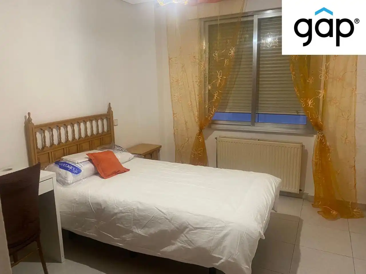 Schlafzimmer von Wohnung zur Miete in Cuenca mit Heizung, Terrasse und Möbliert