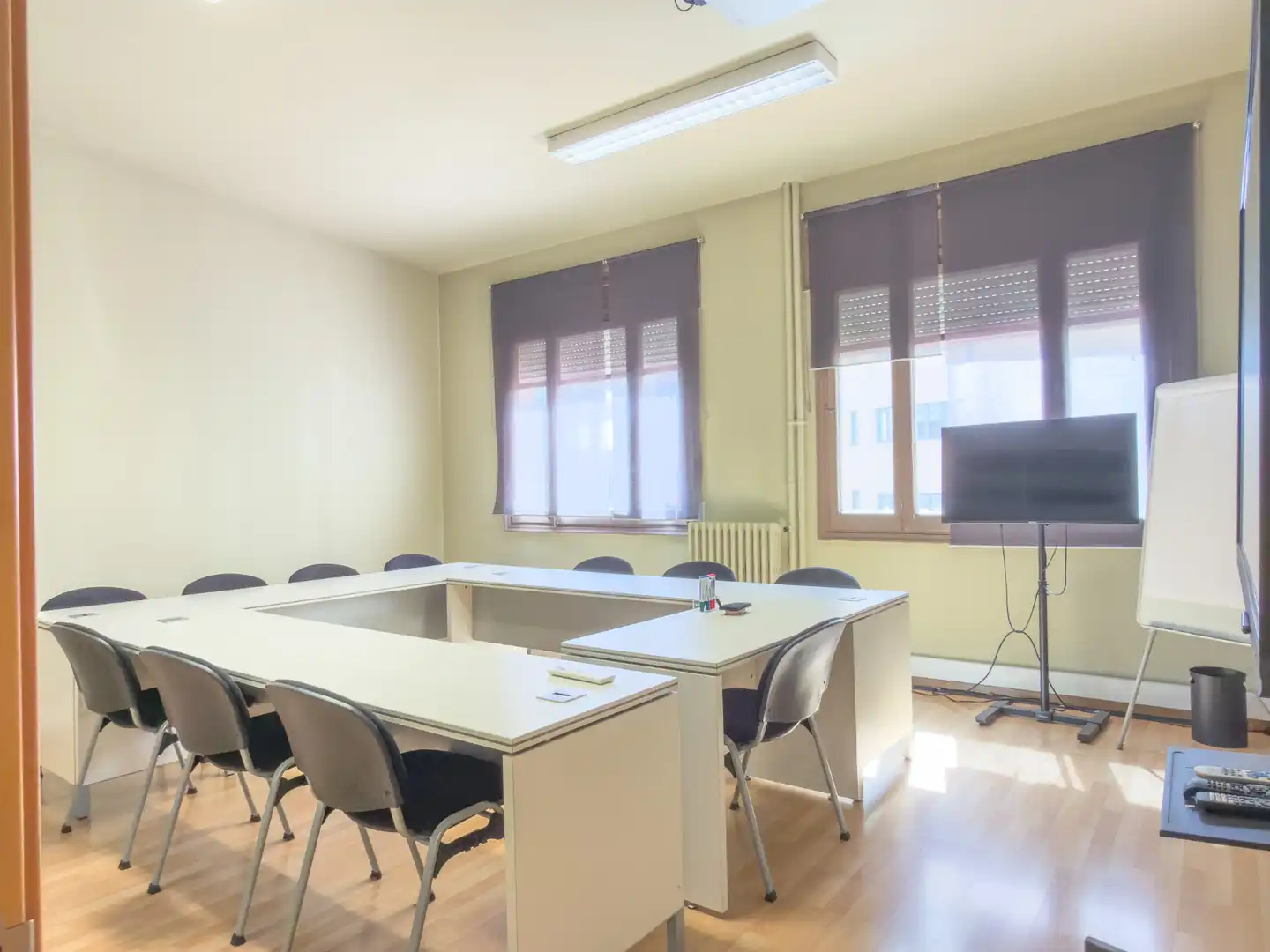 Office for rent in Barcelona  with Air Conditioner, Heating and Internet