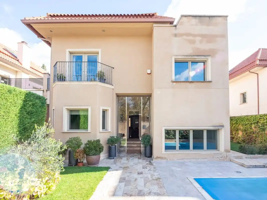 Casa a schiera con terrazza in affitto a Av. de Fuentelarreina, imagen 66
