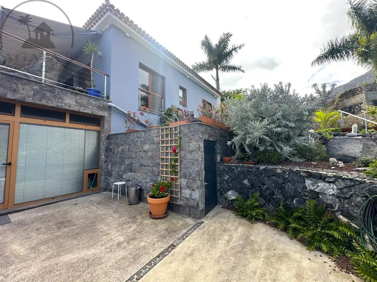 Vista exterior de Casa o xalet en venda en Buenavista del Norte amb Jardí privat i Terrassa