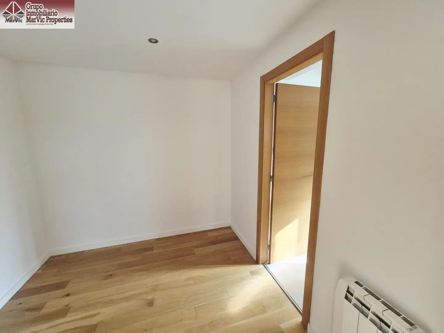 Casa aparellada amb terrassa en venda a L'Albir, imagen 26