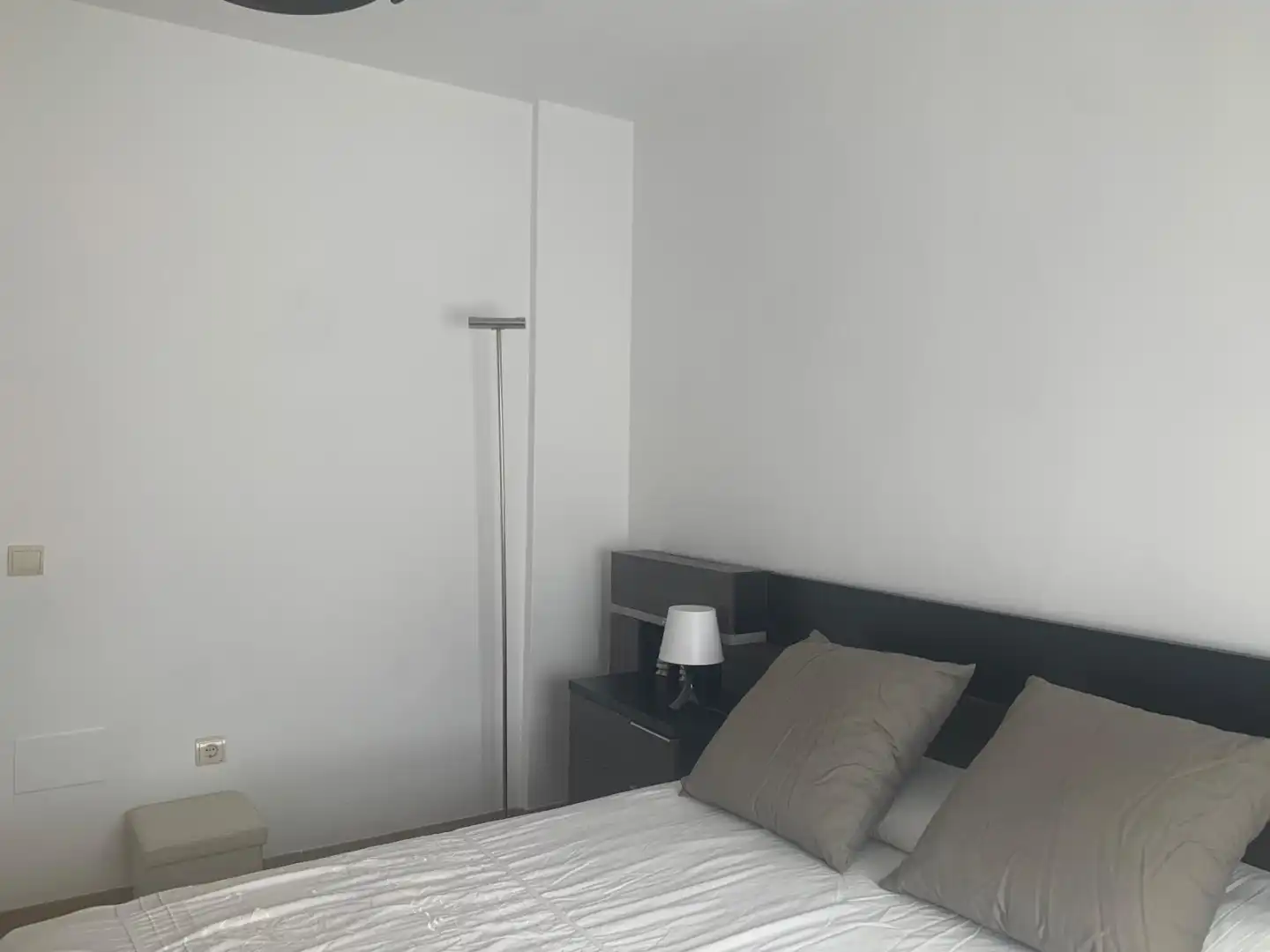 Schlafzimmer von Wohnung zur Miete in Málaga Capital mit Klimaanlage und Balkon