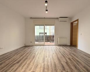 Bedroom of Flat for sale in Sant Sadurní d'Anoia  with Air Conditioner, Heating and Parquet flooring