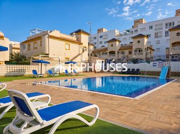 Bungalow with balcony for sale in El Edén