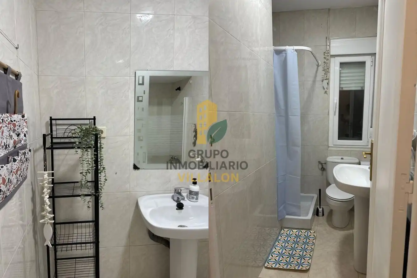 Badezimmer von Wohnung zum Verkauf in León Capital  mit Heizung, Parkett und Möbliert