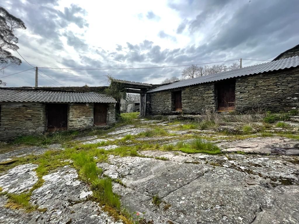 Exterior view of House or chalet for sale in Pol  with Private garden and Terrace