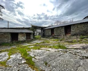 Vista exterior de Casa o xalet en venda en Pol amb Terrassa