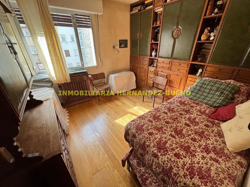 Schlafzimmer von Wohnung zum Verkauf in Salamanca mit Heizung und Terrasse