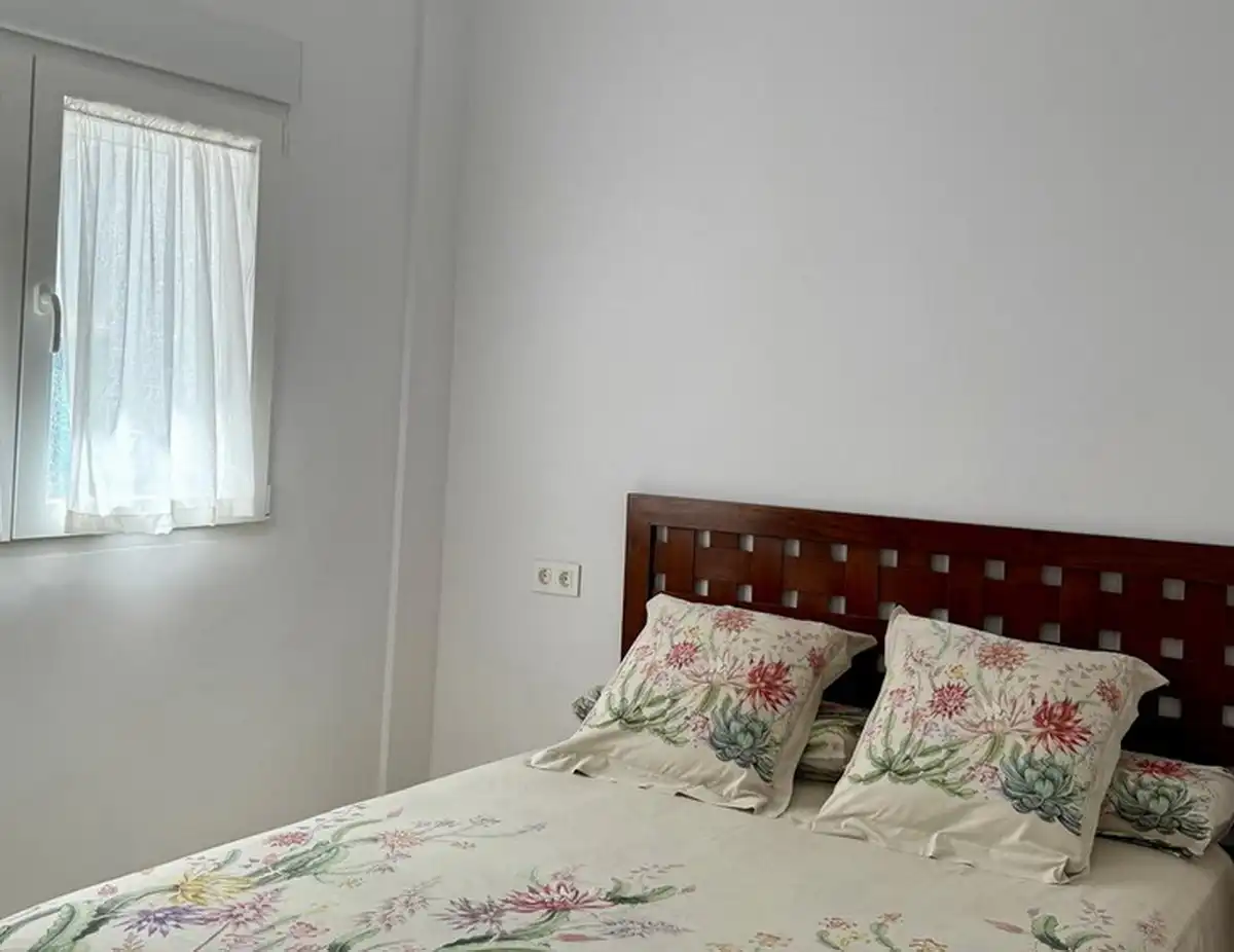 Bedroom of Flat for rent in Almuñécar  with Furnished