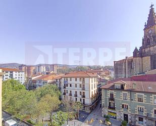 Exterior view of Flat for sale in Errenteria  with Air Conditioner, Heating and Balcony