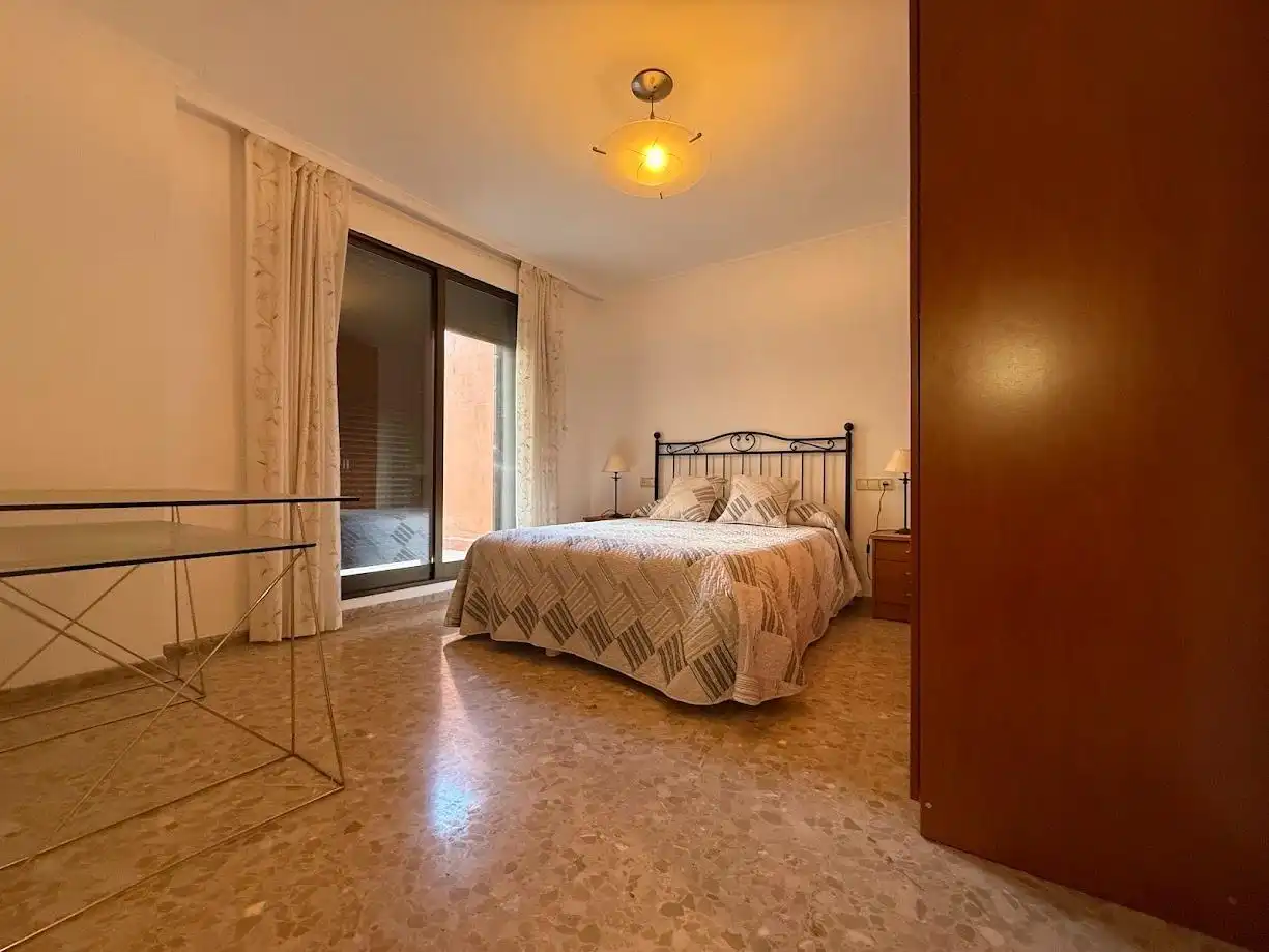 Bedroom of Flat for rent in Mislata  with Furnished and Balcony