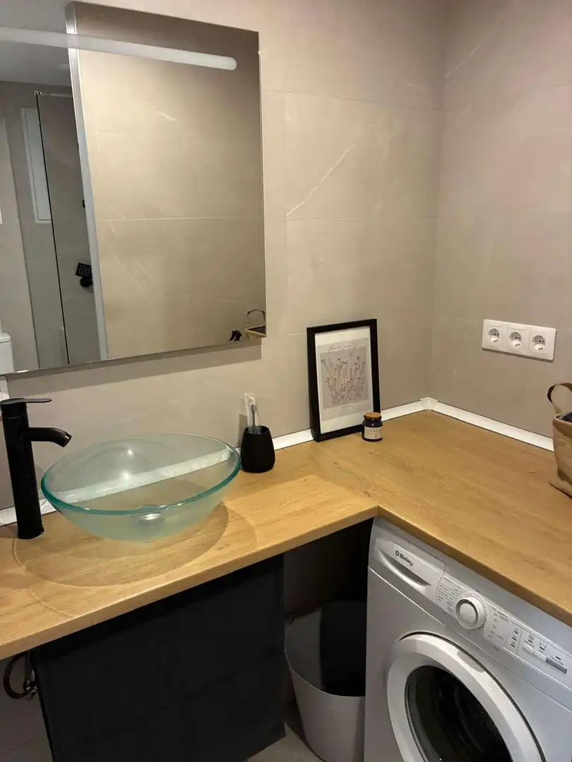 Bany de Apartament per a compartir en Elche / Elx amb Aire condicionat, Terrassa i Moblat
