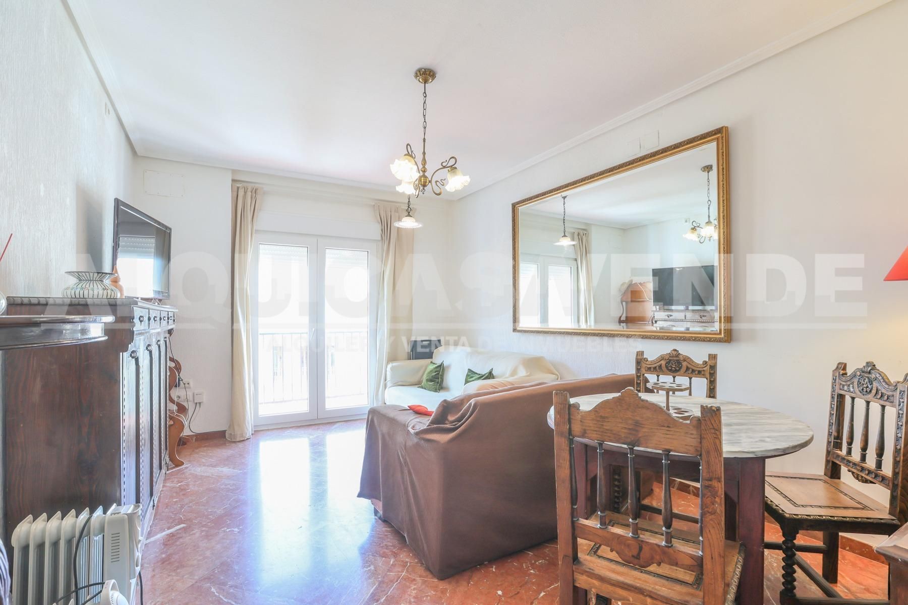 Sala de estar de Piso en venta en  Sevilla Capital con Aire acondicionado, Calefacción y Terraza