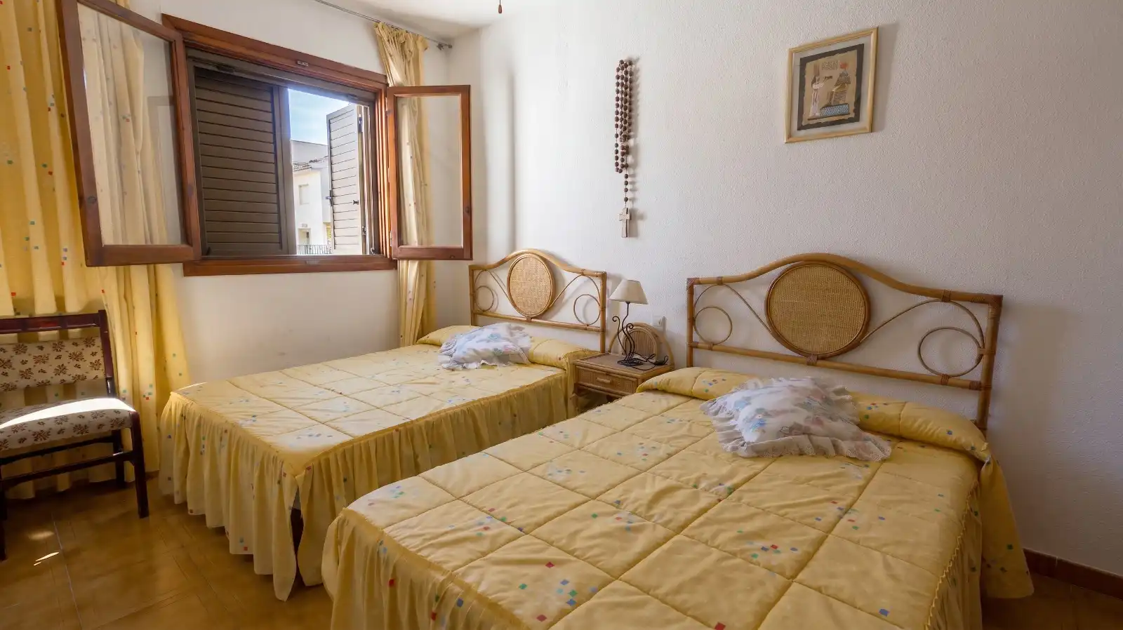 Dormitori de Casa adosada en venda en Dénia amb Aire condicionat, Calefacció i Jardí privat