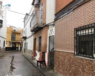 Vista exterior de Casa o xalet en venda en  Sevilla Capital